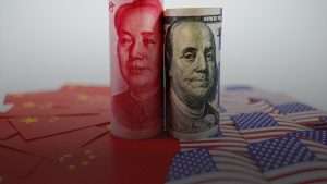 Chinese and American bank notes.