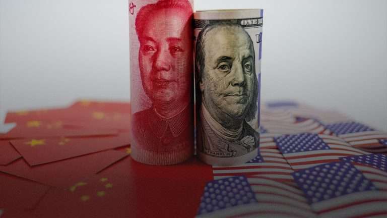 Chinese and American bank notes.